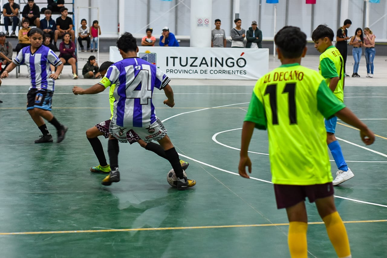 Continúa el Torneo de Futsal - Municipalidad de Ituzaingó